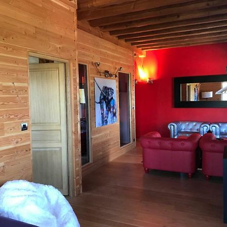 Domaine Du Mont Monnet - Chambre D'Hotes & Gite Longes エクステリア 写真