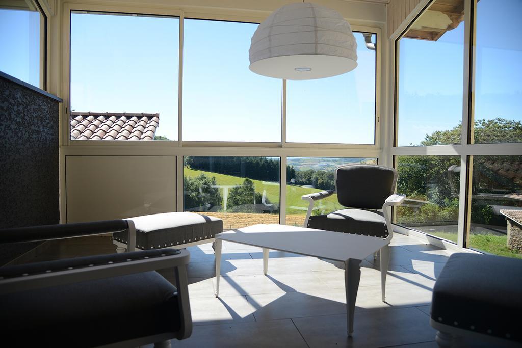 Domaine Du Mont Monnet - Chambre D'Hotes & Gite Longes エクステリア 写真