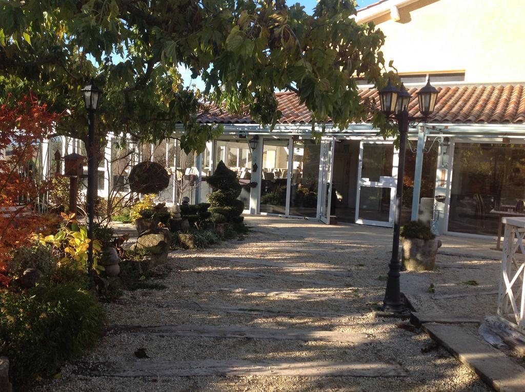 Domaine Du Mont Monnet - Chambre D'Hotes & Gite Longes エクステリア 写真