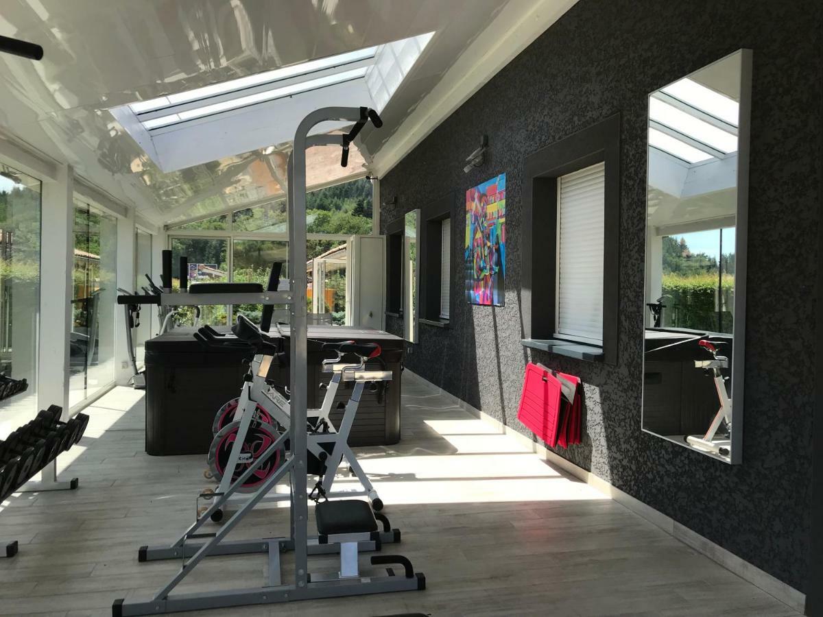 Domaine Du Mont Monnet - Chambre D'Hotes & Gite Longes エクステリア 写真